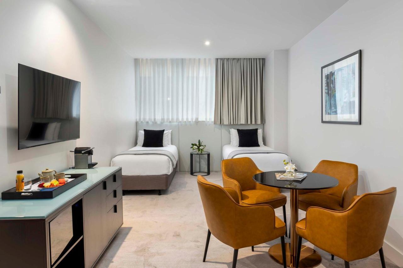 Peppers Waymouth Hotel Adelaide Exteriör bild Studio apartment