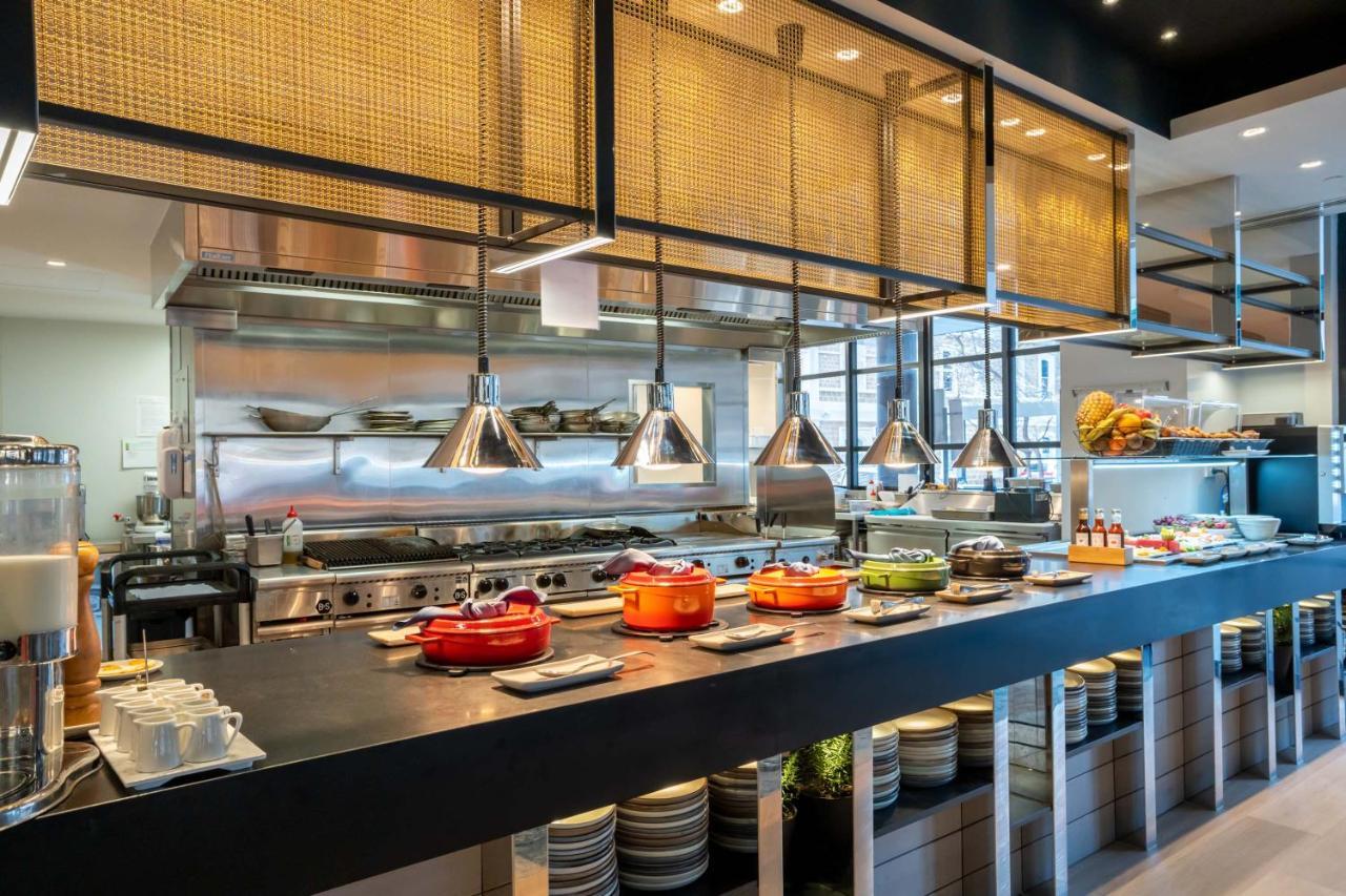 Peppers Waymouth Hotel Adelaide Exteriör bild The kitchen at the restaurant