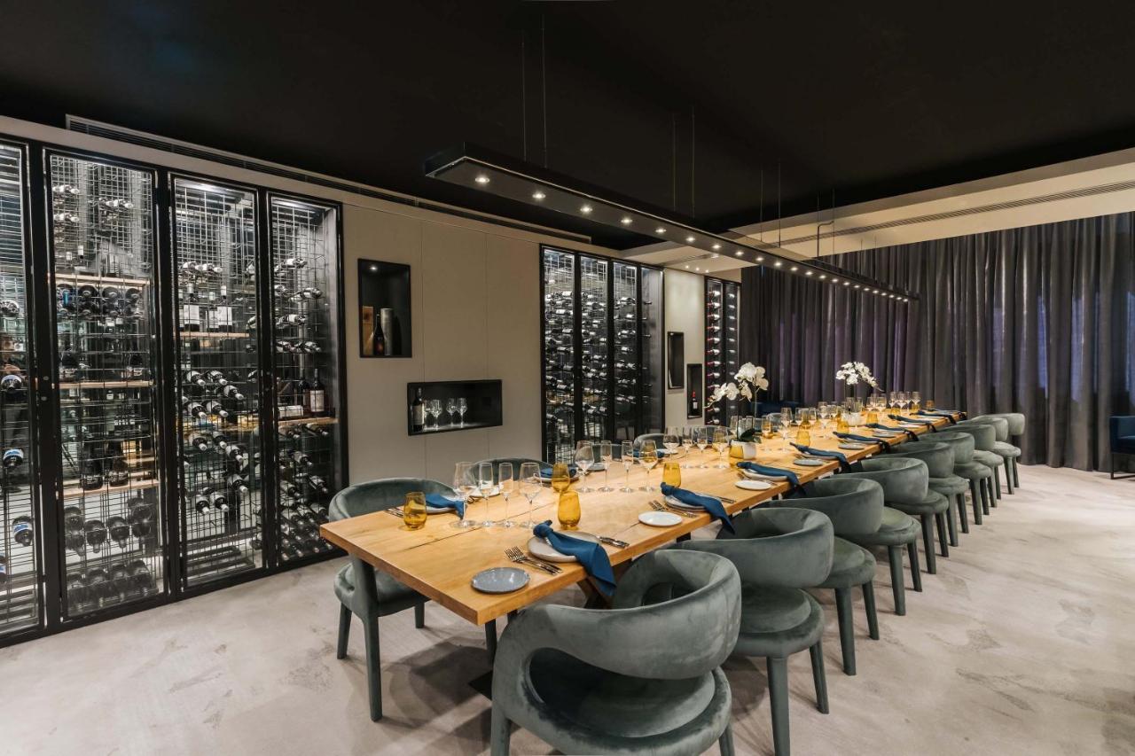 Peppers Waymouth Hotel Adelaide Exteriör bild Private dining room