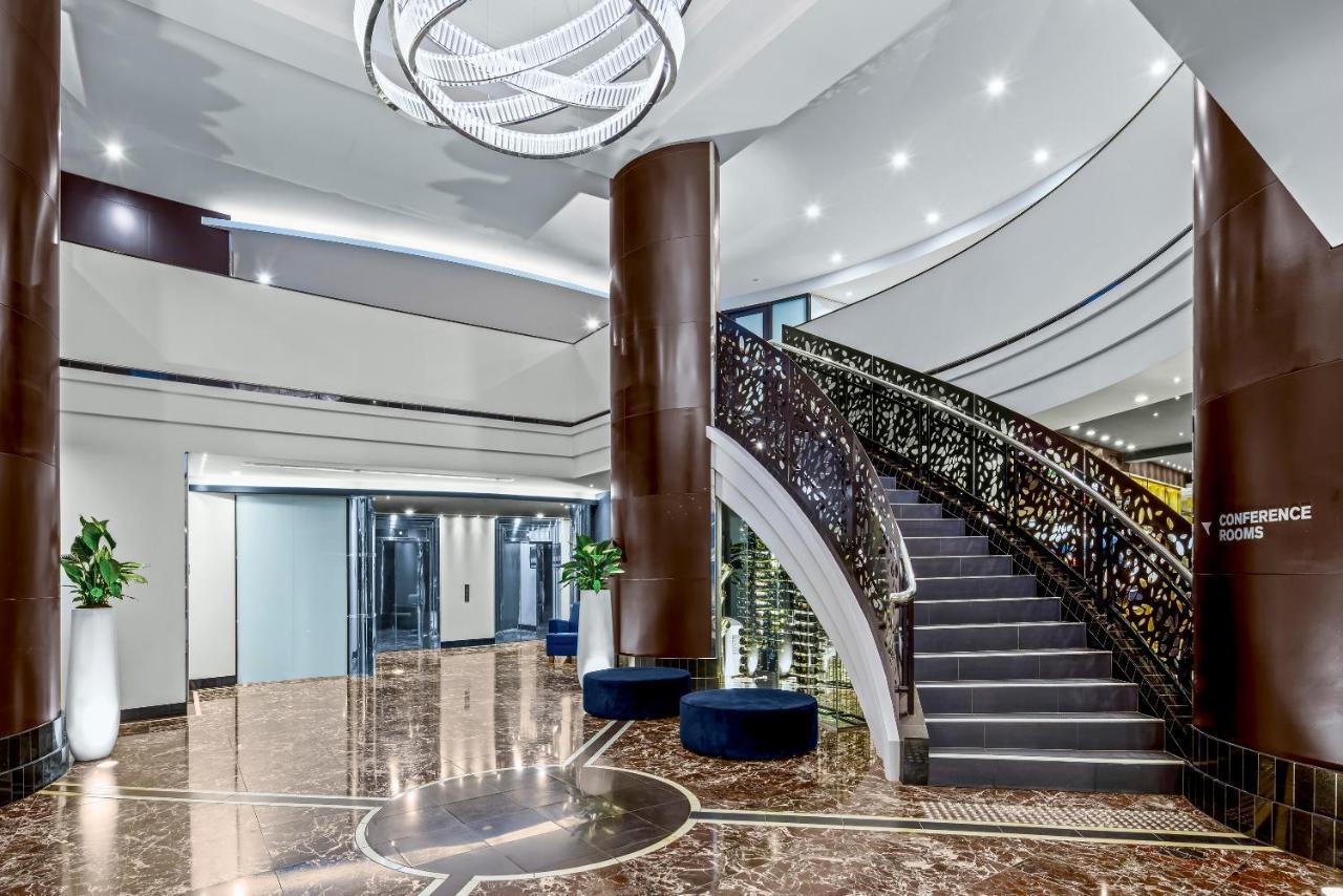Peppers Waymouth Hotel Adelaide Exteriör bild The lobby of the hotel